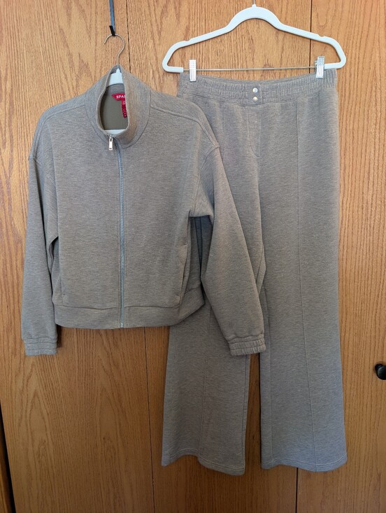 SPANX Pants - NWOT Spanx Taupe Set